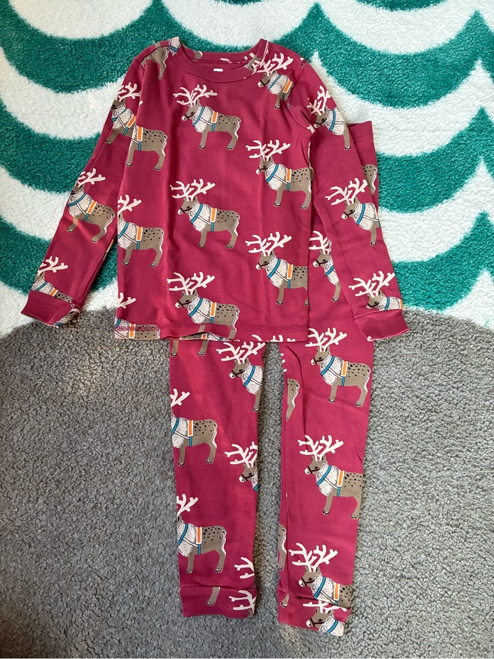Tea Collection Goodnight Pajamas in Swedish Reindeer (Red) Size 7